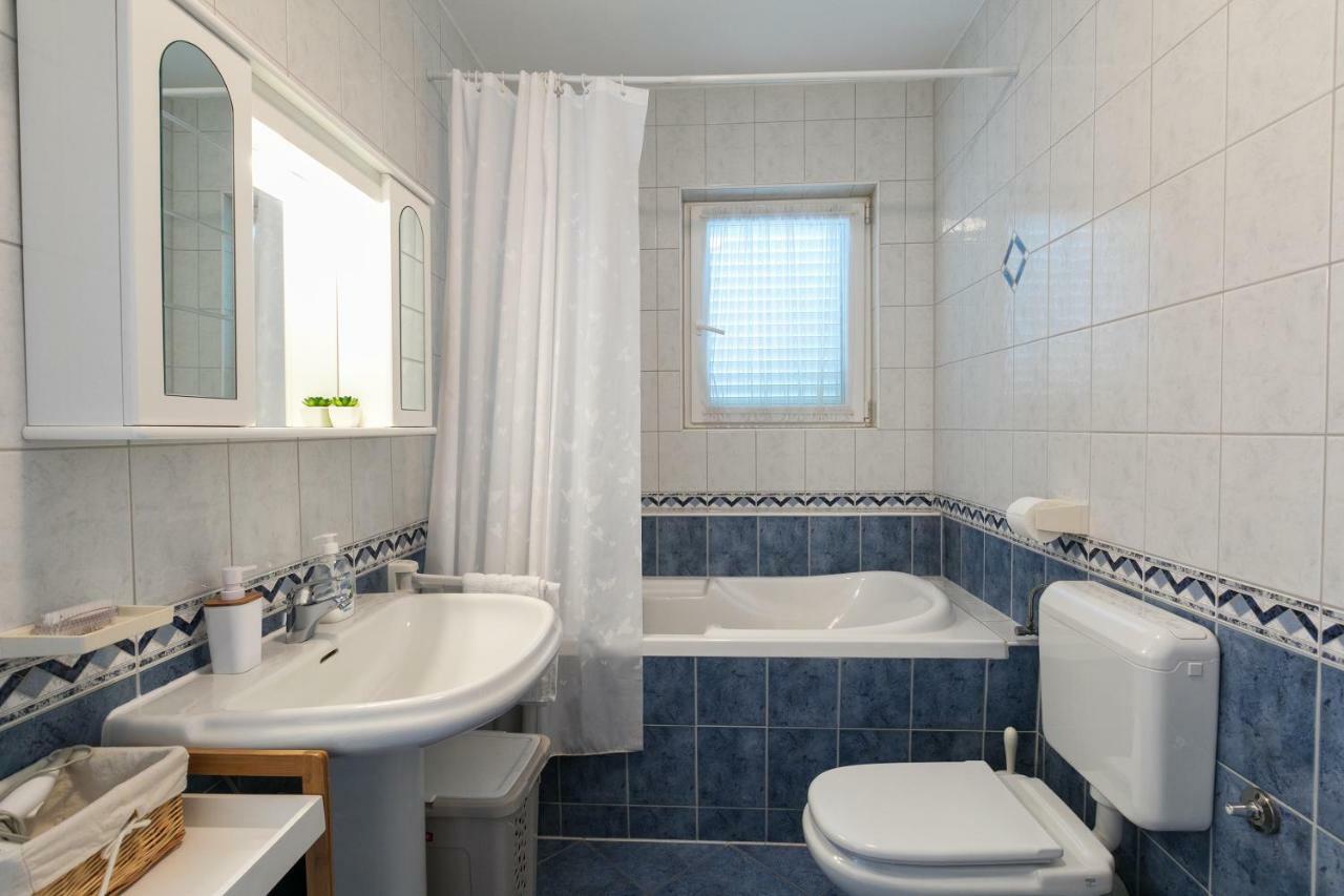 Villa Bosko Kaštela Exteriör bild