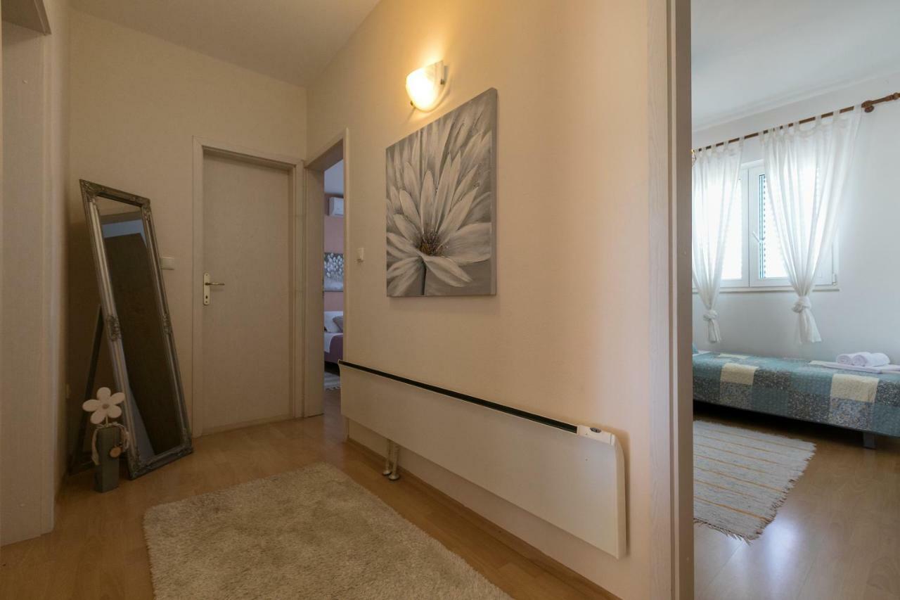 Villa Bosko Kaštela Exteriör bild
