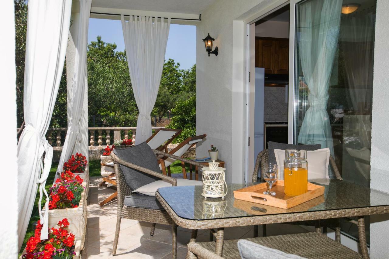Villa Bosko Kaštela Exteriör bild